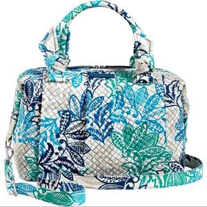 NWT Vera Bradley Hadley & RFID Smartphone Wristlet